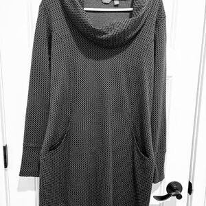 Merrell Women's Midi Dress in Charcoal Gray